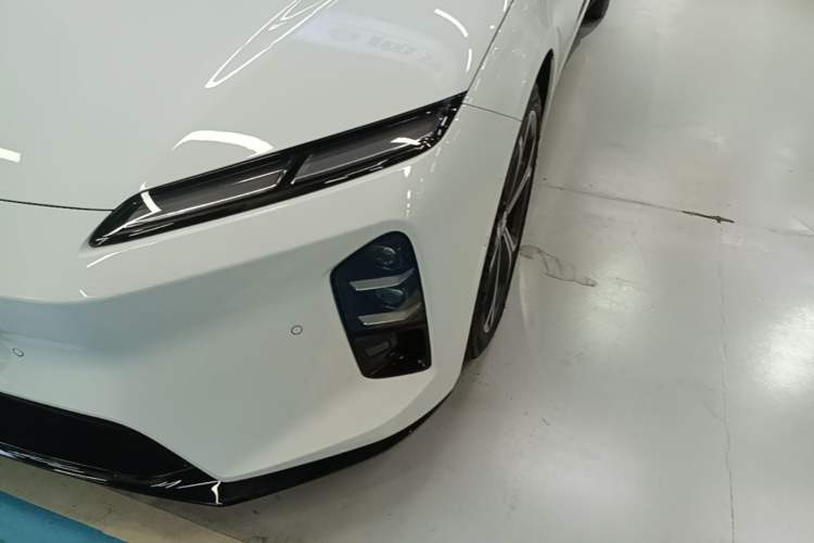 Used Nio ET5T 2025 75 kWh Touring Left Front Headlight