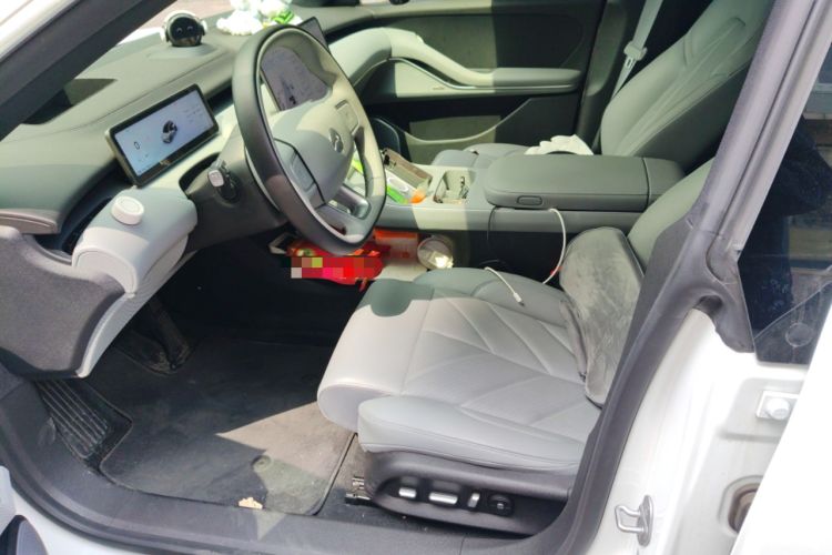 Used Nio ET5T 2025 75 kWh Touring Left Front Seat