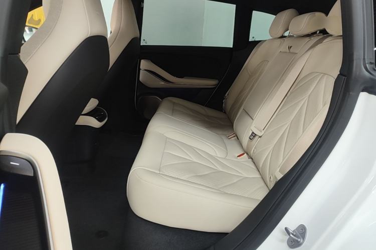 Used Nio ET5T 2025 75 kWh Touring Left Rear Seat
