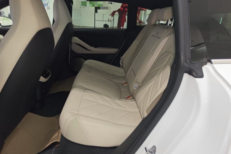 Used Nio ET5T 2025 75 kWh Touring Left Rear Seat