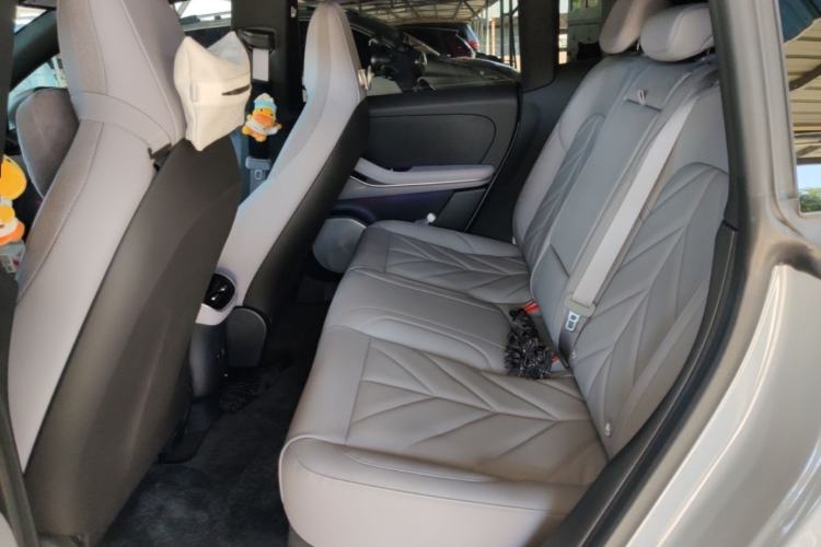 Used Nio ET5T 2025 75 kWh Touring Left Rear Seat