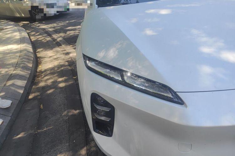Used Nio ET5T 2025 75 kWh Touring Right Front Headlight