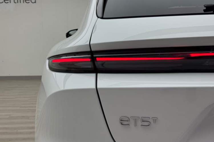 Used Nio ET5T 2025 75 kWh Touring Right Rear Taillight