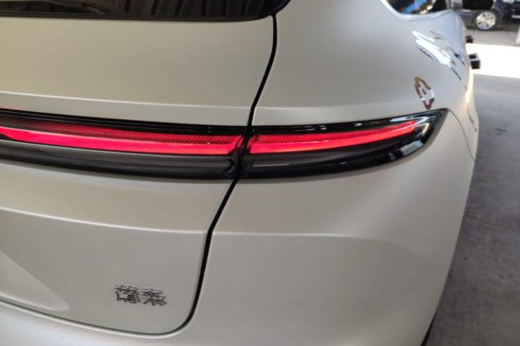 Used Nio ET5T 2025 75 kWh Touring Right Rear Taillight