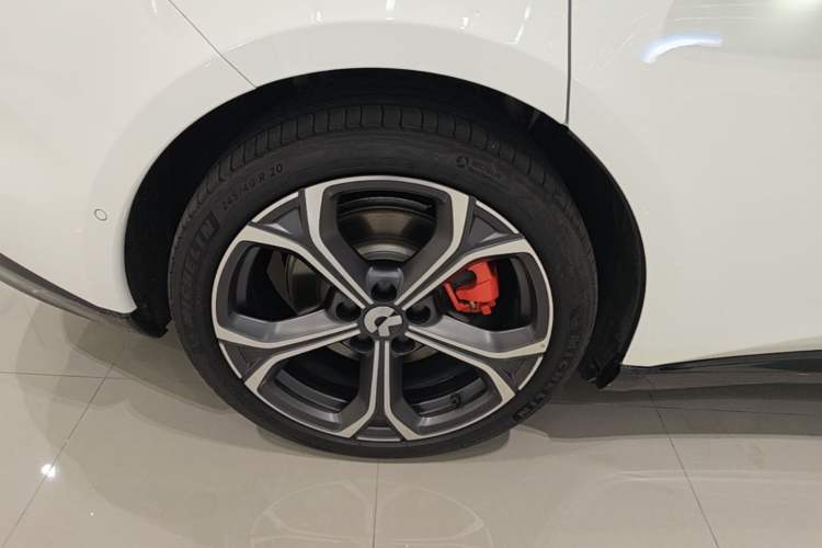 Used Nio ET5T 2025 75 kWh Touring Right Rear Wheel Hub