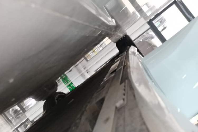 Used Nio ET5T 2025 Model Champion Commemorative Edition, 100kWh Touring Right Side Sill