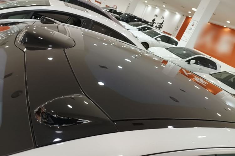 Used Nio ET5T 2025 75 kWh Touring Roof