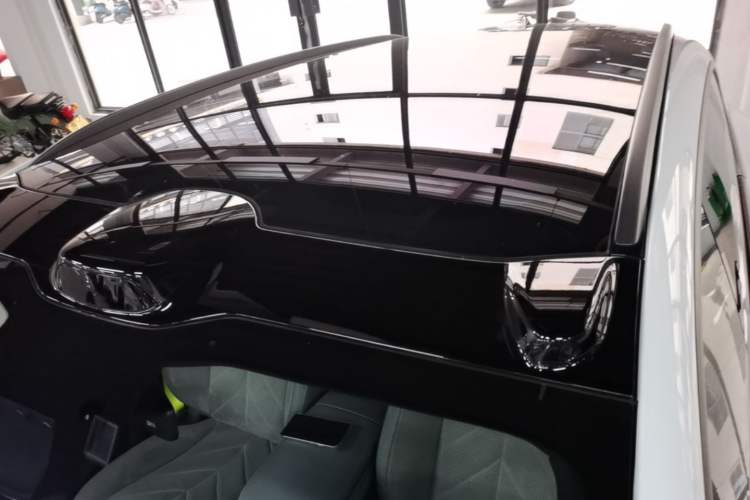 Used Nio ET5T 2025 Model Champion Commemorative Edition, 100kWh Touring Roof