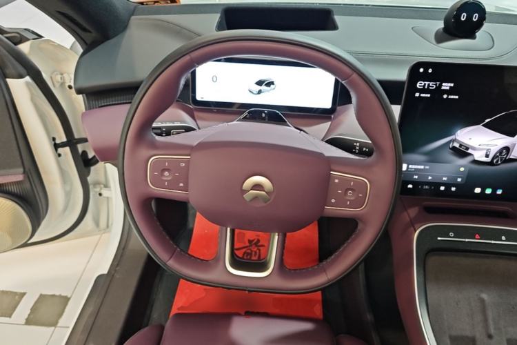 Used Nio ET5T 2025 75 kWh Touring Steering Wheel