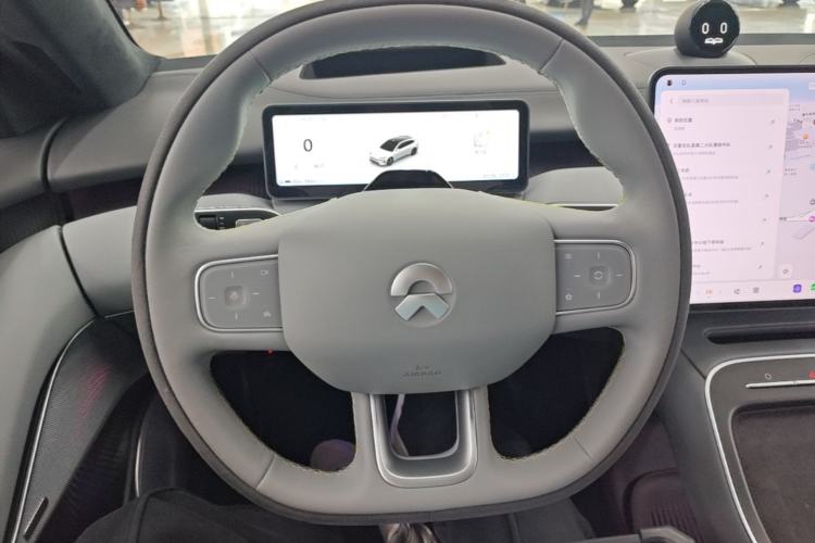Used Nio ET5T 2025 75 kWh Touring Steering Wheel