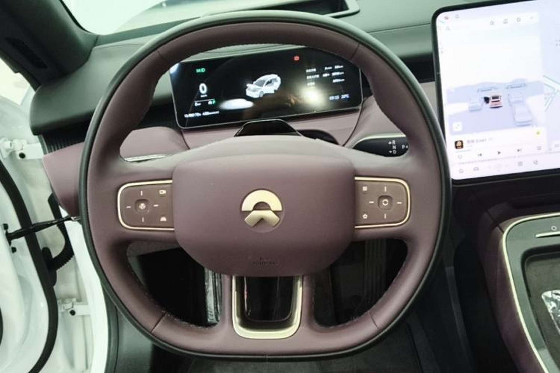 Used Nio ET5T 2025 75 kWh Touring Steering Wheel