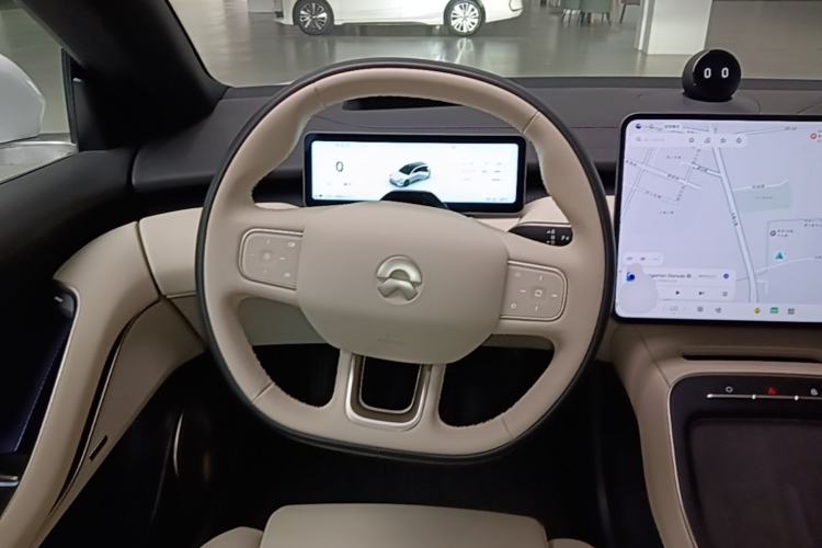 Used Nio ET5T 2025 75 kWh Touring Steering Wheel
