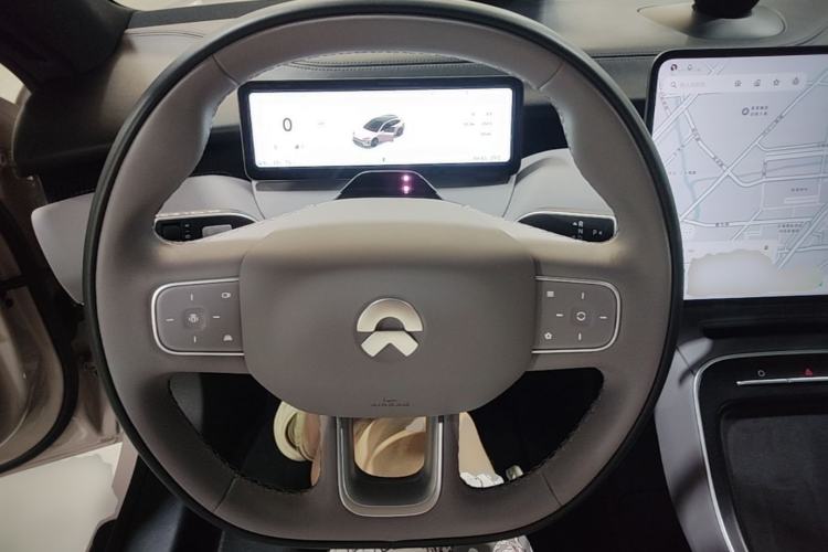 Used Nio ET5T 2025 75 kWh Touring Steering Wheel