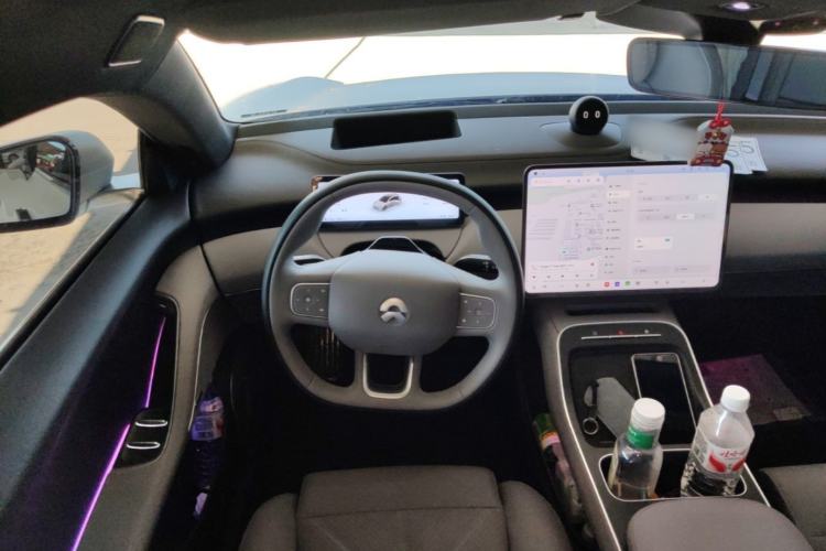 Used Nio ET5T 2025 75 kWh Touring Steering Wheel