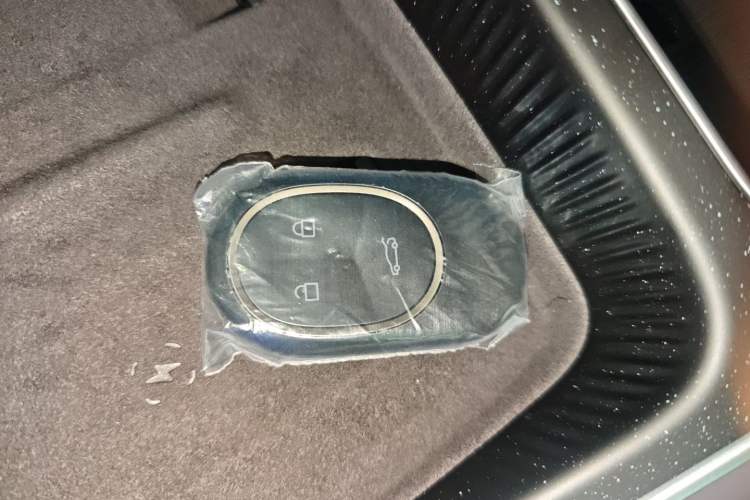 Used Nio ET5T 2025 75 kWh Touring Vehicle Key