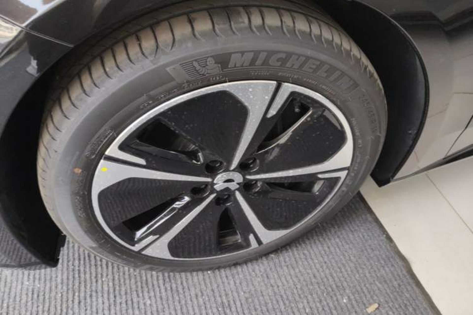 Used Nio ET5T 2026 Model 100kWh Touring Left Front Wheel Hub