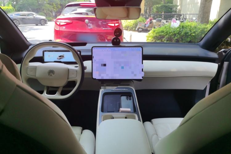 Used Nio ET5T 2026 Model 100kWh Touring Center Console