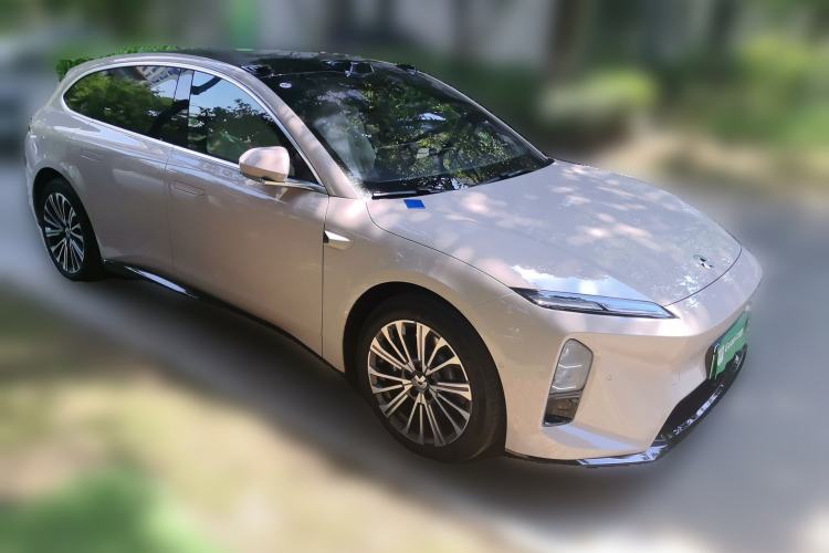 Used Nio ET5T 2026 Model 100kWh Touring Front Right 45 Deg