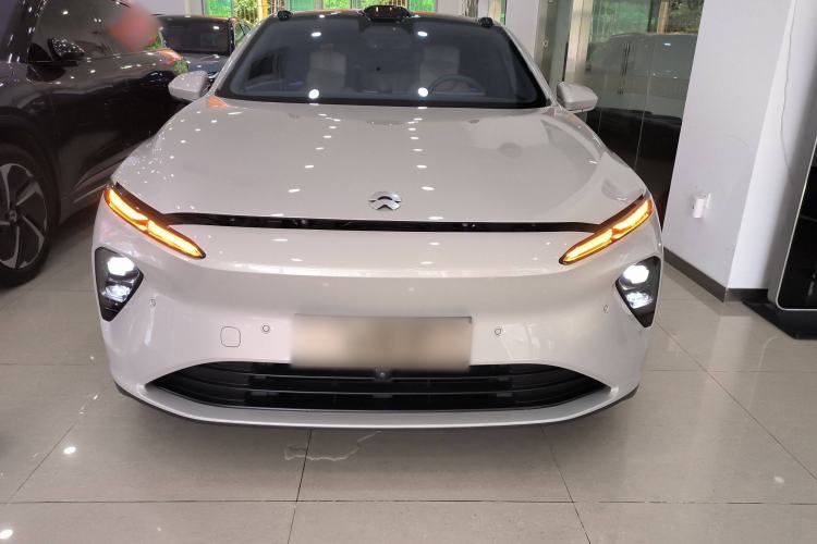 Used Nio ET7 2024 75 kWh Executive Edition Front