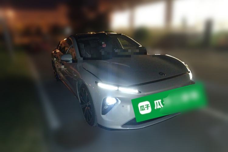 Used Nio ET7 2024 75 kWh Executive Signature Edition Front Right 45 Deg