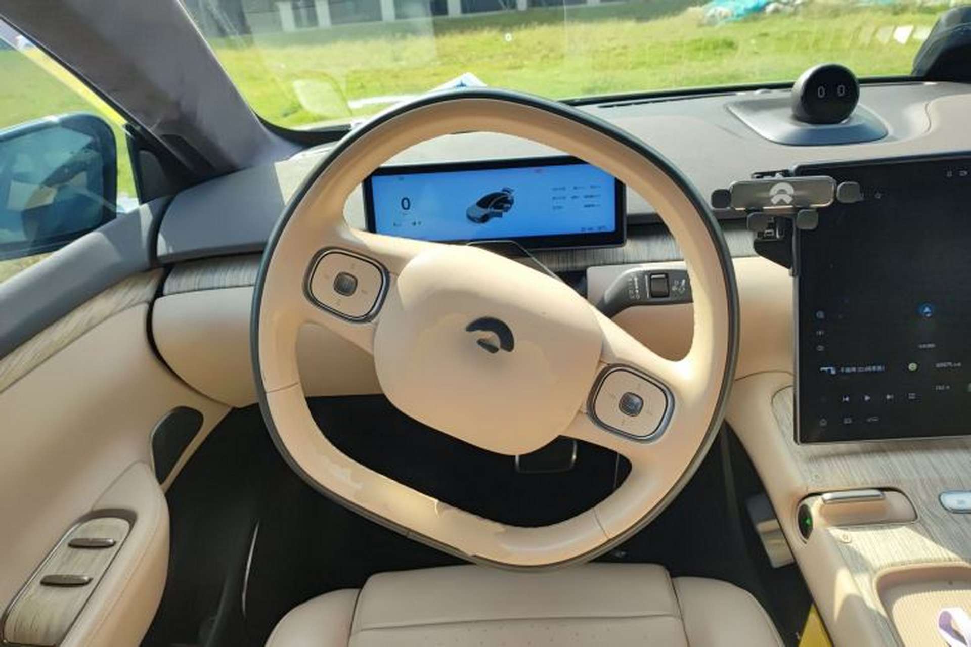 Used Nio ET7 2022 100kWh First Edition Steering Wheel