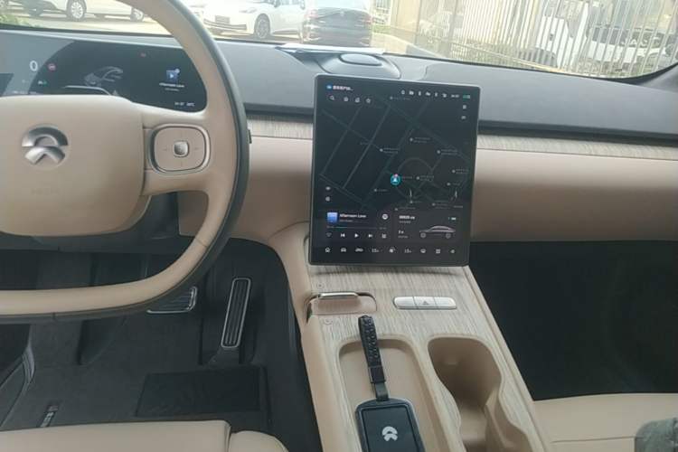 Used Nio ET7 2022 75 kWh Audio And AC Panel