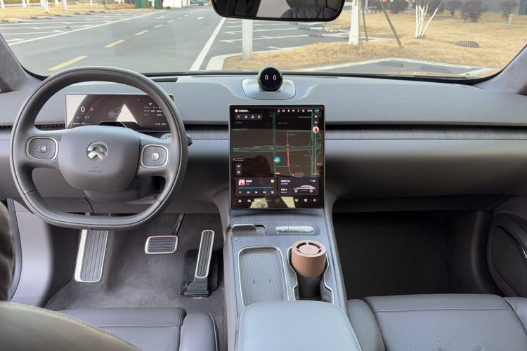 Used Nio ET7 2022 100kWh First Edition Center Console