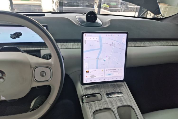 Used Nio ET7 2022 100kWh First Edition Center Console