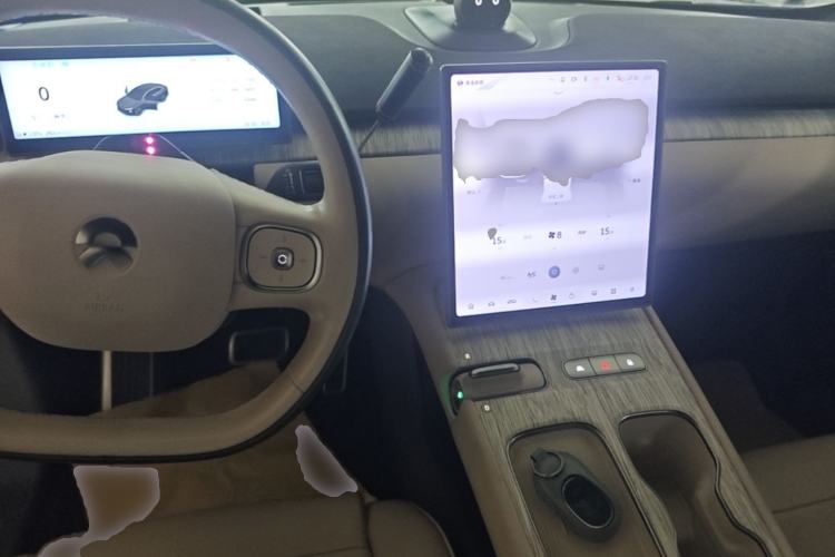 Used Nio ET7 2022 100 kWh Center Console
