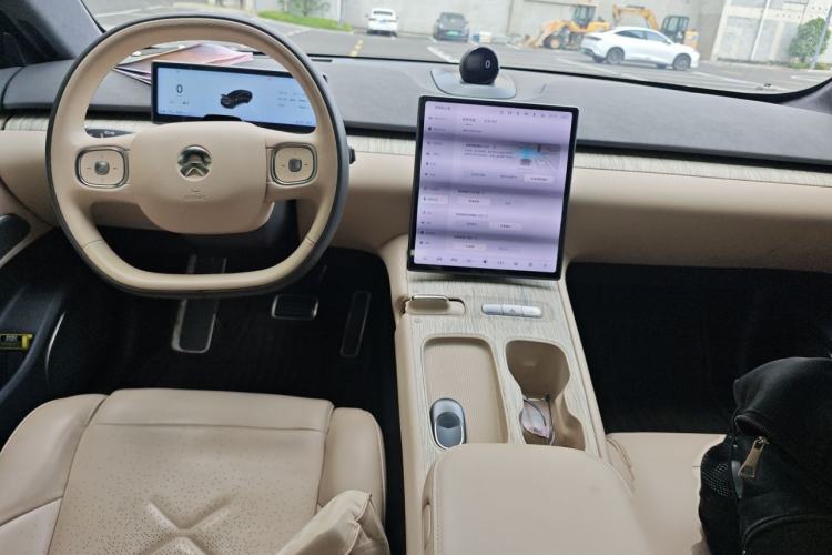 Used Nio ET7 2022 100kWh First Edition Center Console