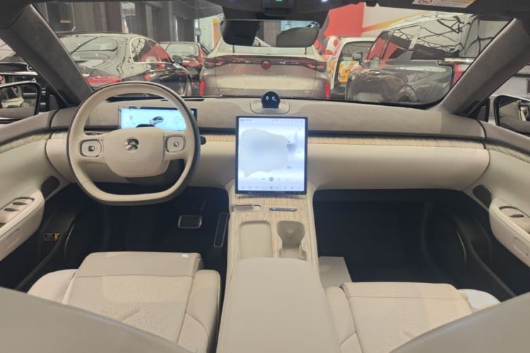 Used Nio ET7 2022 100kWh First Edition Center Console
