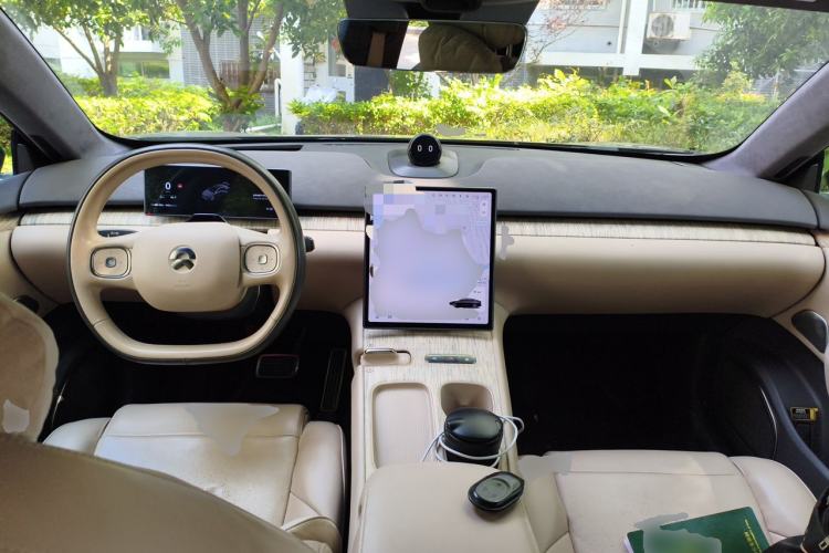 Used Nio ET7 2022 100kWh First Edition Center Console