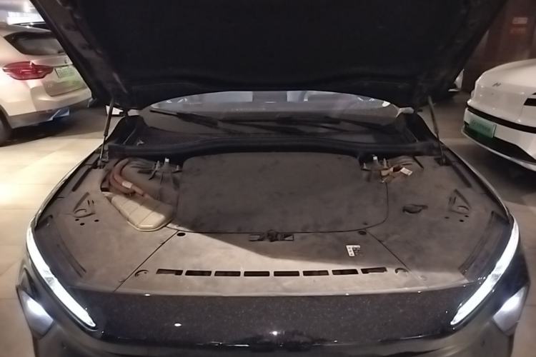 Used Nio ET7 2022 75 kWh Engine Bay