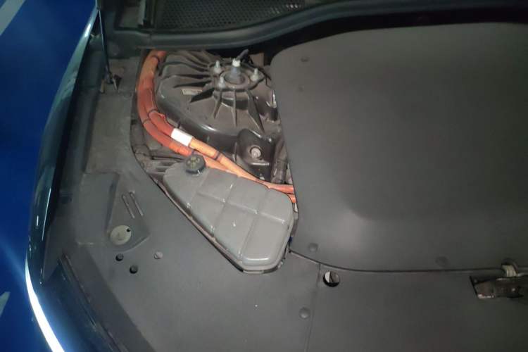 Used Nio ET7 2022 100kWh First Edition Engine Bay Right