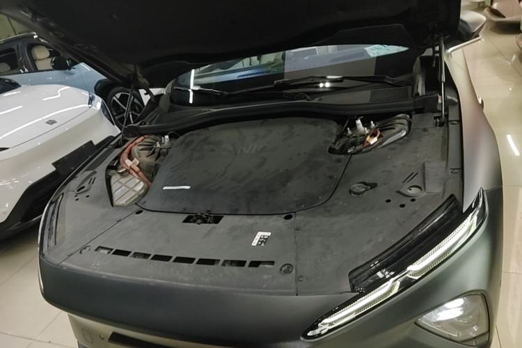 Used Nio ET7 2022 75 kWh Engine Bay