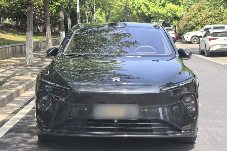 Used Nio ET7 2022 100 kWh Exterior 1