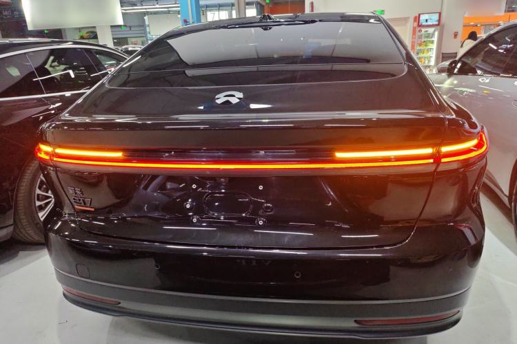 Used Nio ET7 2022 100 kWh Exterior 4