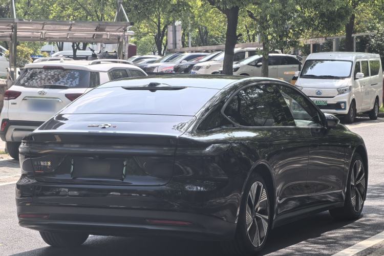 Used Nio ET7 2022 100 kWh Exterior 5