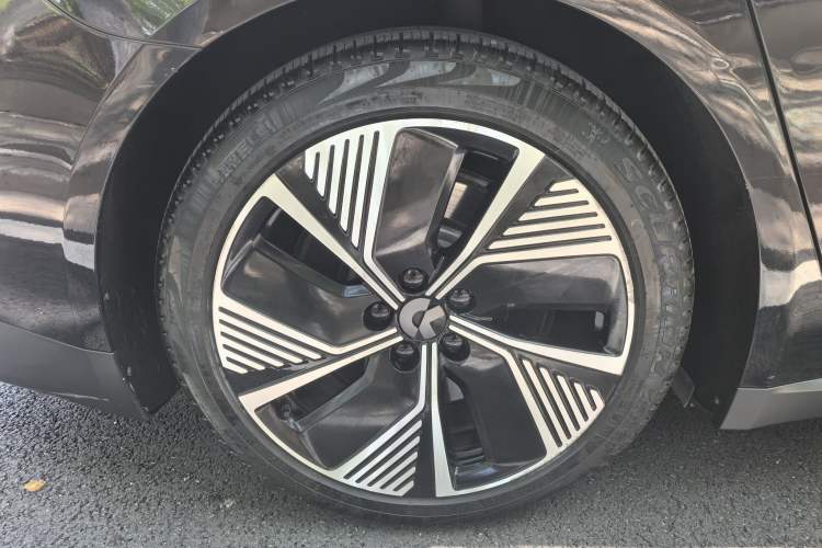 Used Nio ET7 2022 100 kWh Exterior 8