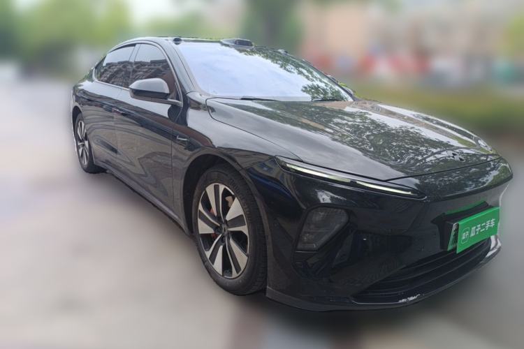 Used Nio ET7 2022 75 kWh Front Right 45 Deg