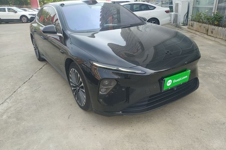 Used Nio ET7 2022 75 kWh Front Right 45 Deg