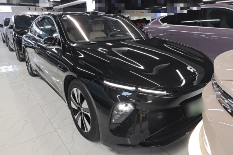 Used Nio ET7 2022 75 kWh Front Right 45 Deg
