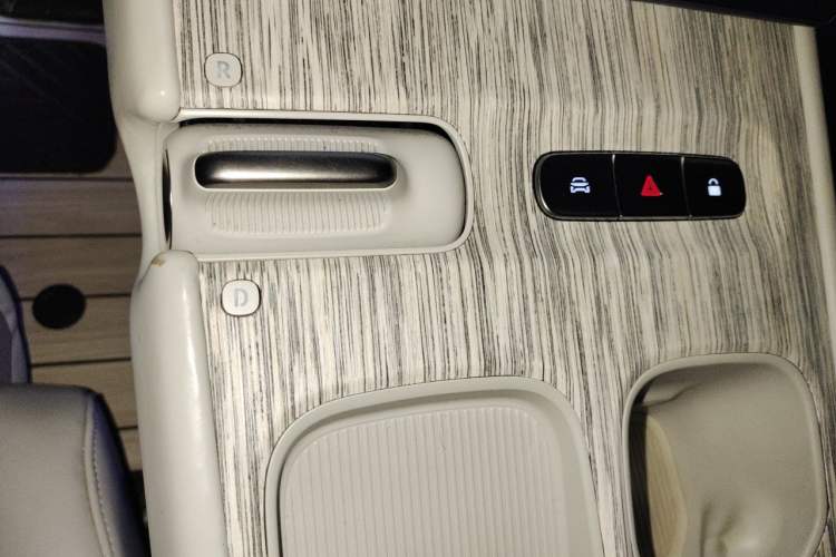 Used Nio ET7 2022 100kWh First Edition Gear Lever