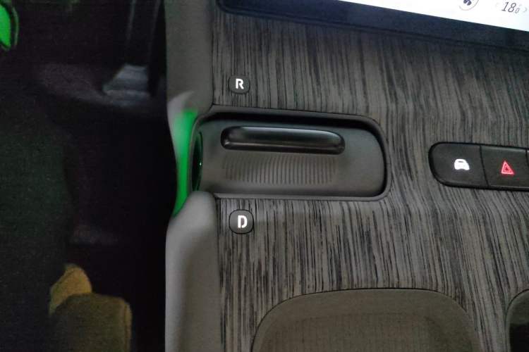 Used Nio ET7 2022 100kWh First Edition Gear Lever
