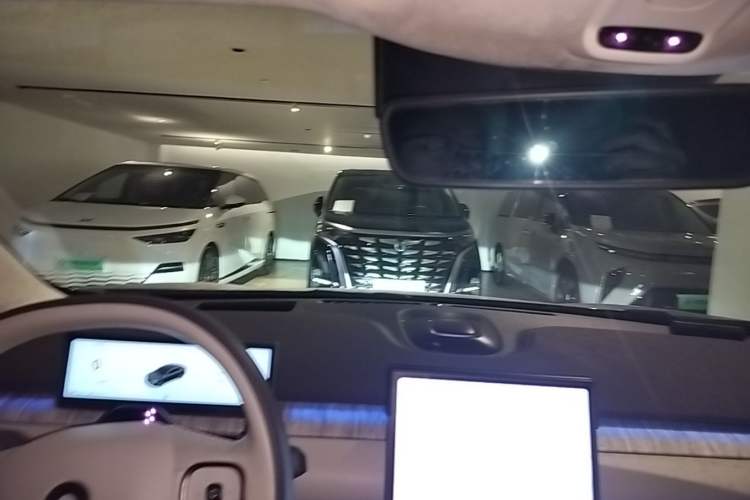 Used Nio ET7 2022 75 kWh Headliner