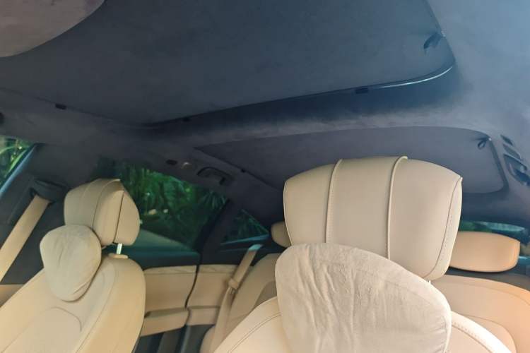 Used Nio ET7 2022 75 kWh Headliner