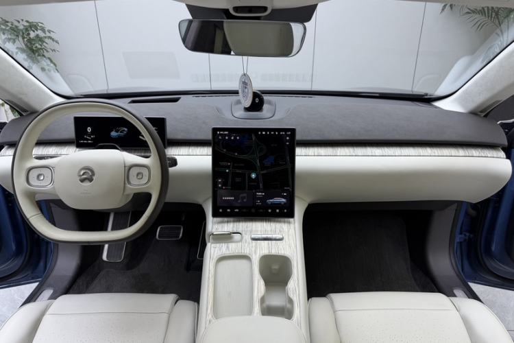 Used Nio ET7 2022 100kWh First Edition Interior 4