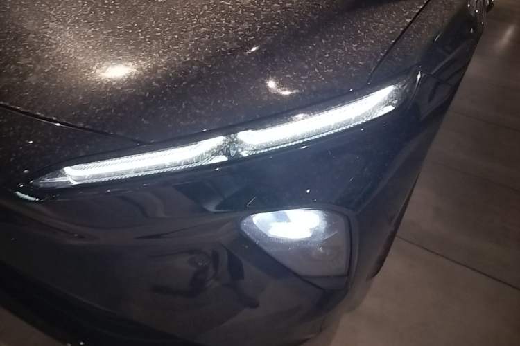 Used Nio ET7 2022 75 kWh Left Front Headlight