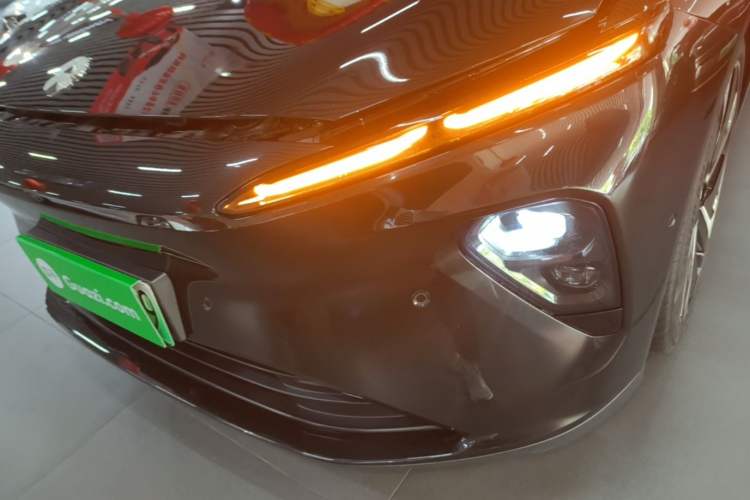 Used Nio ET7 2022 75 kWh Left Front Headlight