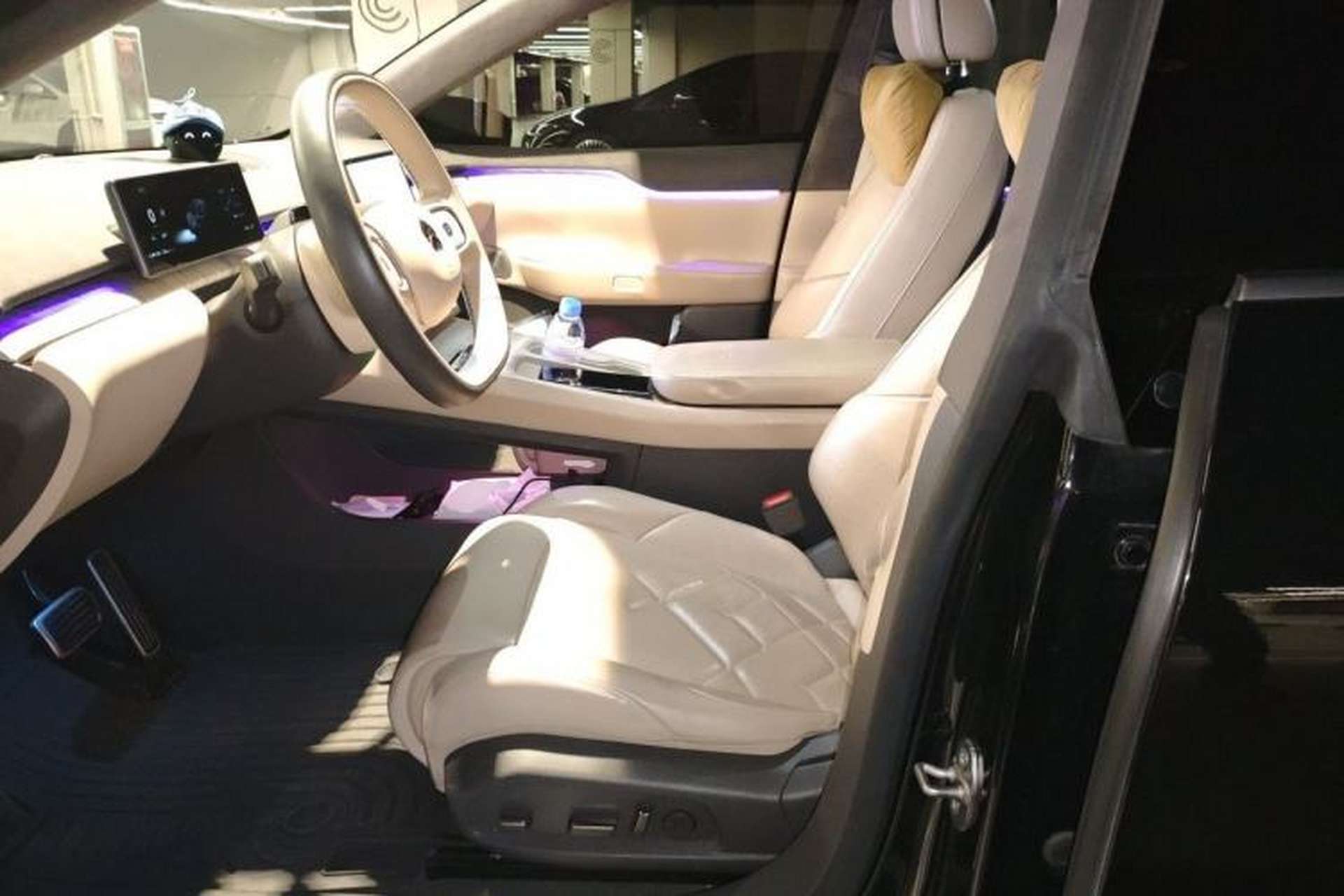Used Nio ET7 2022 100kWh First Edition Left Front Seat
